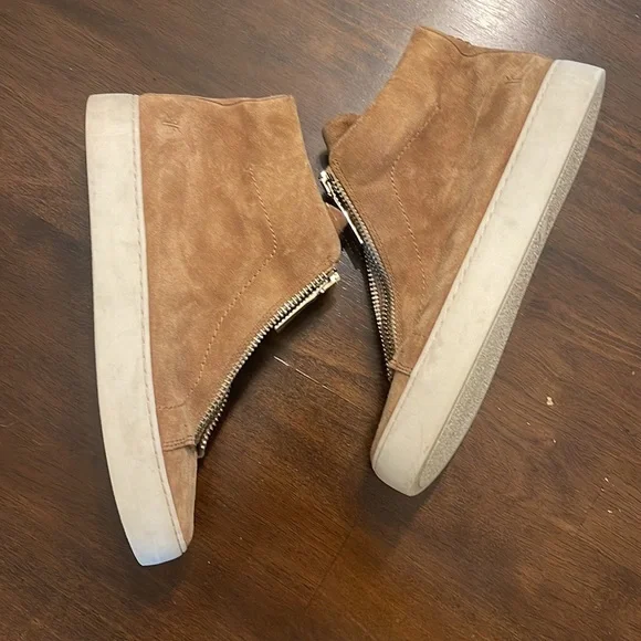 Frye Zip Up High Tops - Tan - 8.5 - Picture 4 of 7